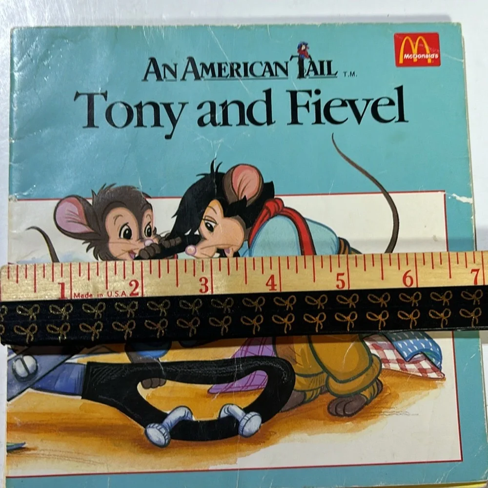 An American Tail FIEVEL’S FRIENDS AN AMERICAN TAIL TONY AND FIEVEL 1980s